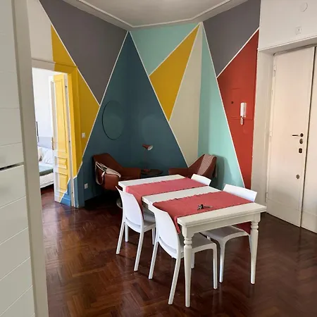 A Colorful Spot For La Dolce Vita Rome Exterior photo