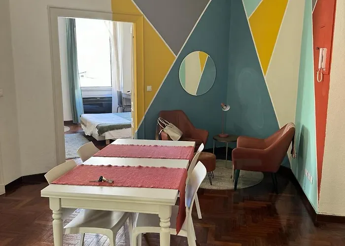 A Colorful Spot For La Dolce Vita
